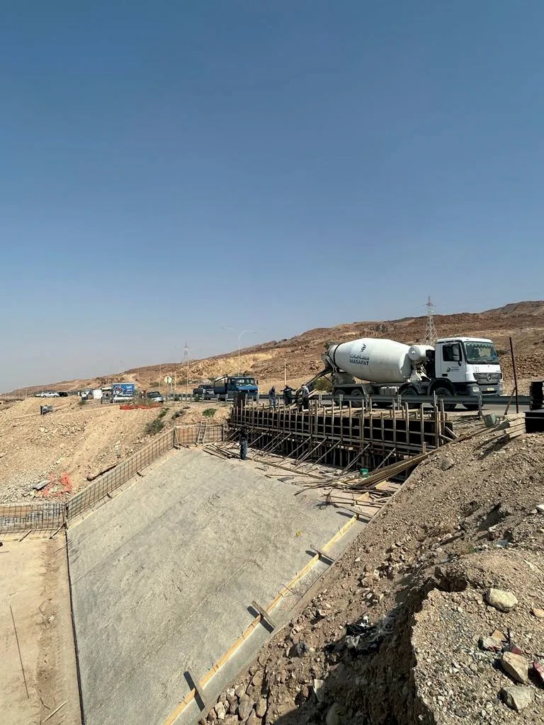 صيانة الطرق ومعالجة العبارات والمنشآت الخرسانية – طريق البحر الميت، الأردن
