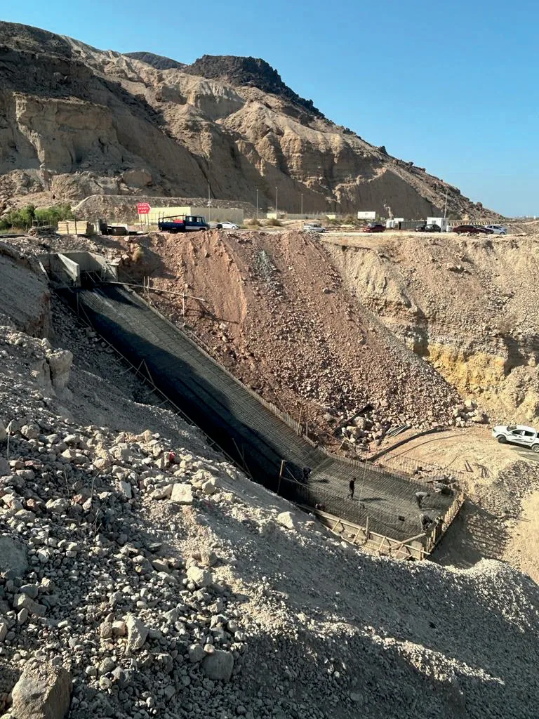 صيانة الطرق ومعالجة العبارات والمنشآت الخرسانية – طريق البحر الميت، الأردن